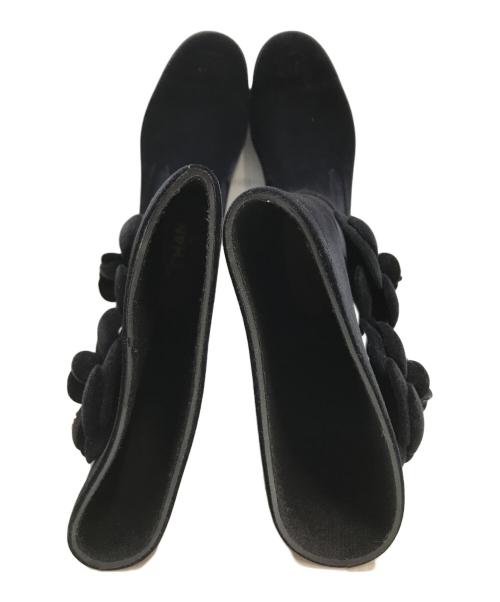CHANEL（シャネル）CHANEL (シャネル) ココマーク カメリア ベル ベットレインブーツ ブラック サイズ:SIZE 35の古着・服飾アイテム