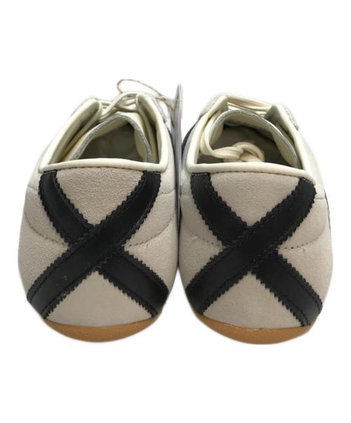 adidas（アディダス）adidas (アディダス) トーキョー/ Tokyo ローカットスニーカー グレー サイズ:24.5cm 未使用品の古着・服飾アイテム