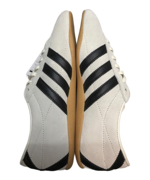 adidas（アディダス）adidas (アディダス) トーキョー/ Tokyo ローカットスニーカー グレー サイズ:24.5cm 未使用品の古着・服飾アイテム