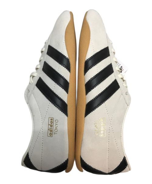 adidas（アディダス）adidas (アディダス) トーキョー/ Tokyo ローカットスニーカー グレー サイズ:24.5cm 未使用品の古着・服飾アイテム
