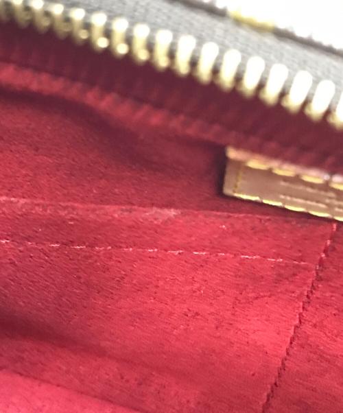 LOUIS VUITTON（ルイ ヴィトン）LOUIS VUITTON (ルイ ヴィトン) ショルダーバッグ ブラウンの古着・服飾アイテム