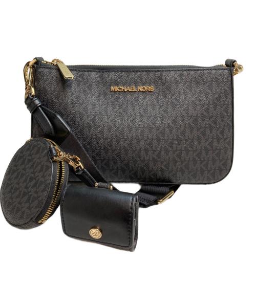 MICHAEL KORS（マイケル・コース）MICHAEL KORS (マイケル・コース) PVC レザー モノグラム 2way マルチポーチ2点付き スモール クロスボディ グレー×ブラックの古着・服飾アイテム