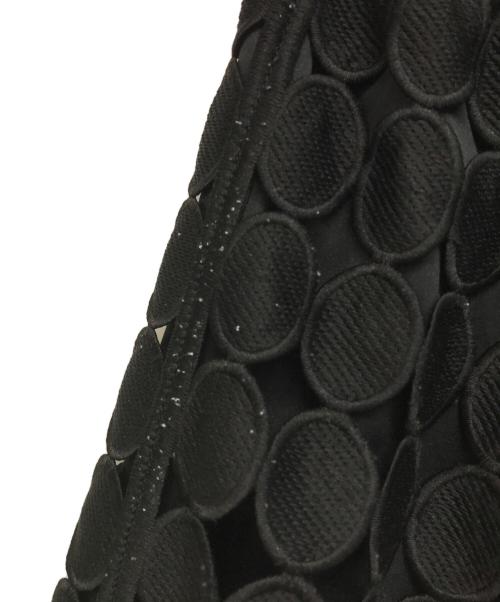 Adam et Rope（アダム エ ロペ）Adam et Rope (アダム エ ロペ) サークルエンブロイダリースカート ブラック サイズ:SIZE 38の古着・服飾アイテム