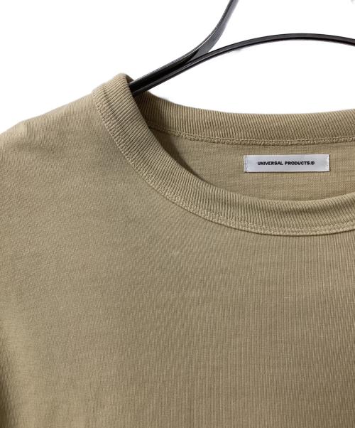 UNIVERSAL PRODUCTS.（ユニバーサルプロダクツ）UNIVERSAL PRODUCTS. (ユニバーサルプロダクツ) PIGMENT CREW NECK S/S T-SHIRT ベージュ サイズ:２の古着・服飾アイテム