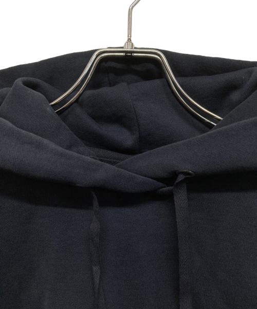 Maison Margiela 1（メゾンマルジェラ 1）Maison Margiela 1 (メゾンマルジェラ 1) エイズバックプリントスウェットパーカー ネイビー サイズ:Sの古着・服飾アイテム