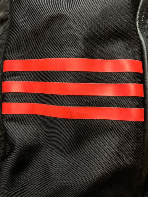 Y-3（ワイスリー）Y-3 (ワイスリー) adidas (アディダス) ロゴリュック ブラック×レッドの古着・服飾アイテム