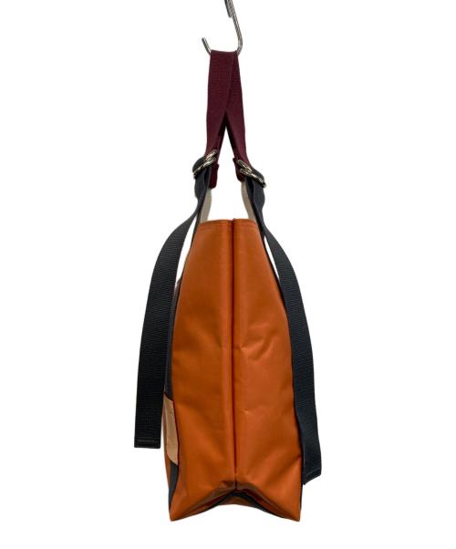 LONGCHAMP（ロンシャン）LONGCHAMP (ロンシャン) LE PLIAGE RE-PLAY S ルプリアージュリプレイ キャロットオレンジの古着・服飾アイテム