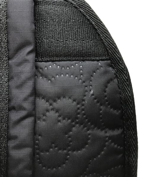LeSportsac（レスポートサック）LeSportsac (レスポートサック) パフィーブロッサムズ リュック ブラックの古着・服飾アイテム