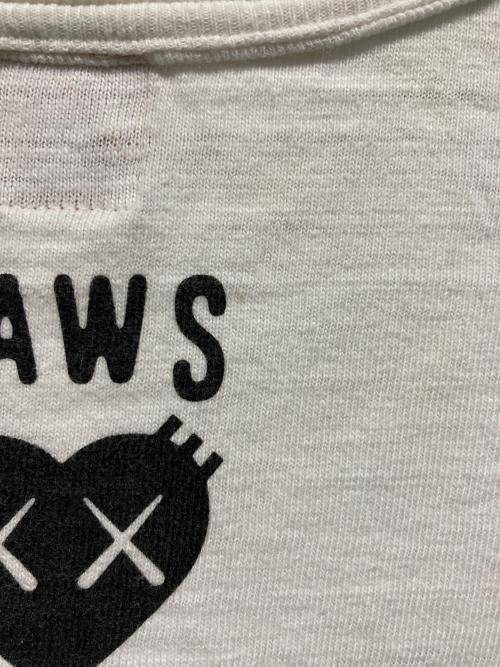 HUMAN MADE（ヒューマンメイド）HUMAN MADE (ヒューマンメイド) KAWS (カウズ) NIGO (二ゴー) I KNOW NIGO KAWS Tシャツ ホワイト サイズ:Ｍの古着・服飾アイテム