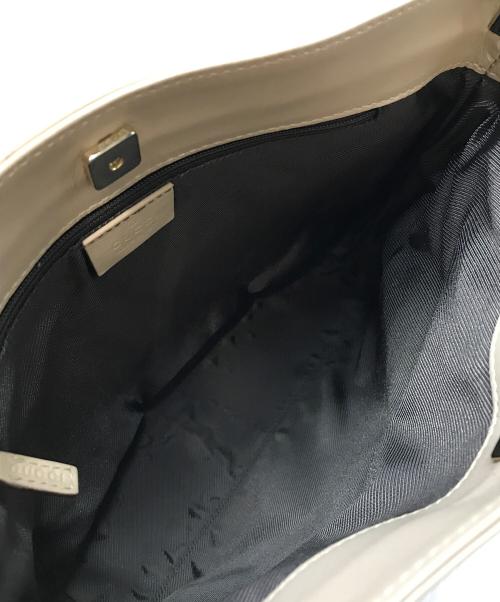 GUCCI（グッチ）GUCCI (グッチ) ワンショルダーバッグ ベージュの古着・服飾アイテム