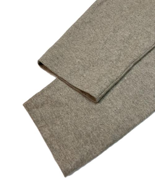 ATON（エイトン）ATON (エイトン) メリノ カレッジ ジャージ Vネック プルオーバー ベージュ サイズ:SIZE 2の古着・服飾アイテム