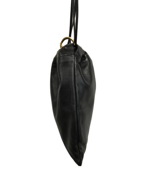 MIU MIU（ミュウミュウ）MIU MIU (ミュウミュウ) ナッパーレザーミニバッグ ブラックの古着・服飾アイテム