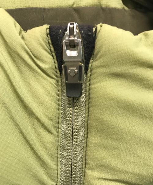 DESCENTE（デサント）DESCENTE (デサント) ハイブリッド インシュレイテッド ミッドレイヤー ジャケット グリーン サイズ:SIZE Sの古着・服飾アイテム