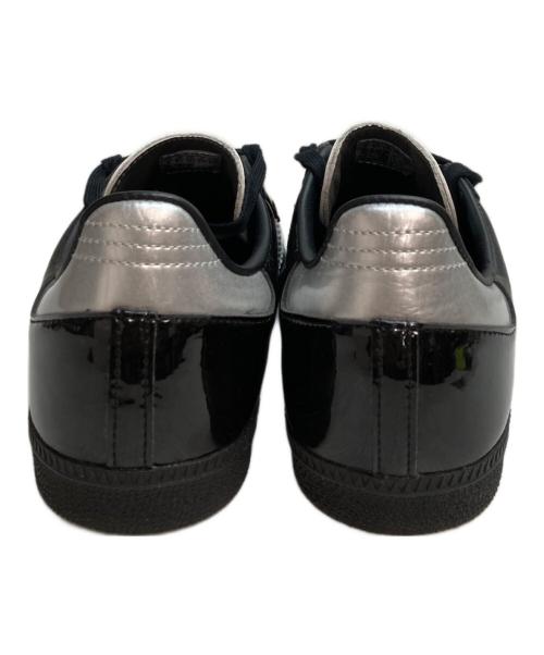 adidas（アディダス）adidas (アディダス) atmos (アトモス) SAMBA ATMOS “Tuxedo”(サンバ アトモス “タキシード”) ブラック×シルバー サイズ:27cmの古着・服飾アイテム