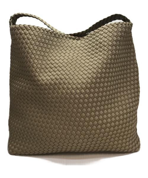 NAGHEDI（ナゲディ）NAGHEDI (ナゲディ) Nomad Large Hobo(ノマド・ラージ・ホーボー) ショルダーバッグ ベージュの古着・服飾アイテム