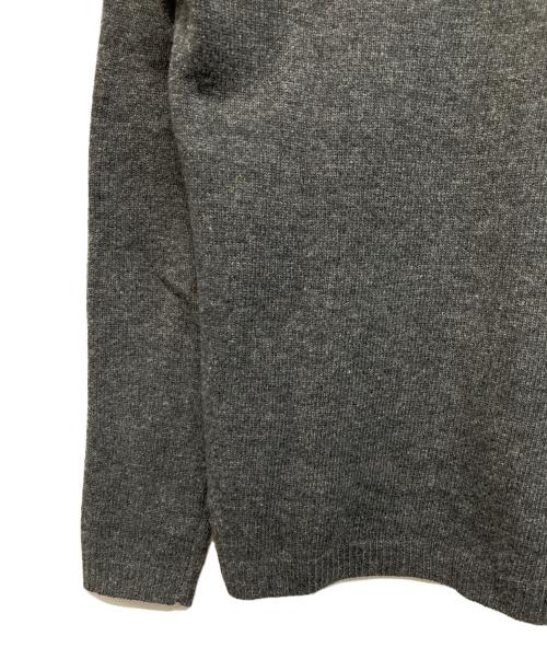RAF SIMONS（ラフシモンズ）RAF SIMONS (ラフシモンズ) FRED PERRY (フレッドペリー) フロントワッペンウールニット グレー サイズ:XSの古着・服飾アイテム