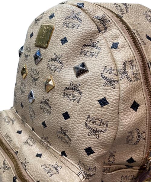 MCM（エムシーエム）MCM (エムシーエム) ビセトス ロゴグラム バックパック ベージュの古着・服飾アイテム