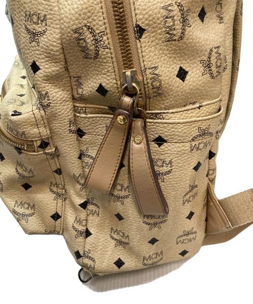 MCM（エムシーエム）MCM (エムシーエム) ビセトス ロゴグラム バックパック ベージュの古着・服飾アイテム