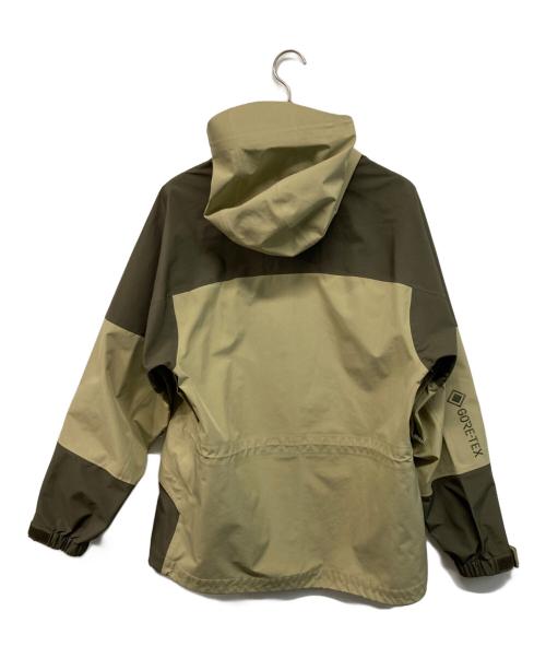 NIKE ACG（ナイキエーシージー）NIKE ACG (ナイキエーシージー) ゴアテックス マウンテンパーカー オリーブ×ベージュ サイズ:Sの古着・服飾アイテム