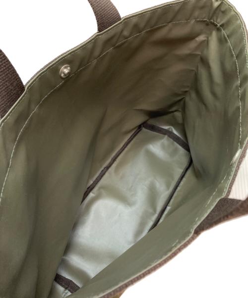 Herve Chapelier（エルベシャプリエ）Herve Chapelier (エルベシャプリエ) スクエアトートM カーキの古着・服飾アイテム