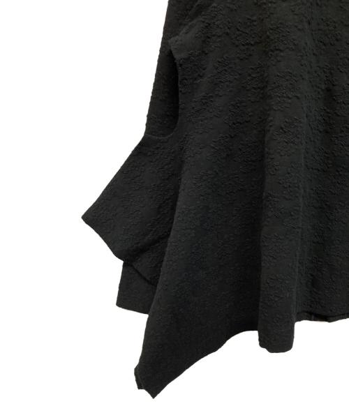 TAO COMME des GARCONS（タオ コムデギャルソン）TAO COMME des GARCONS (タオ コムデギャルソン) ジャガード 裁断 バックオープン トップス ブラック サイズ:Mの古着・服飾アイテム