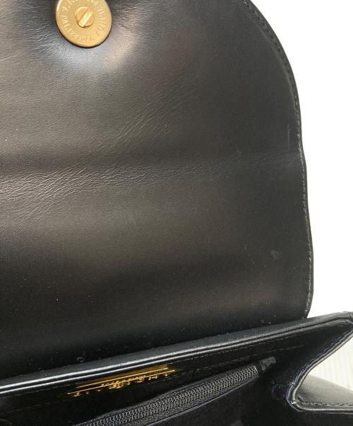 GIVENCHY（ジバンシィ）GIVENCHY (ジバンシィ) ワンハンドフォーマルバッグ ブラックの古着・服飾アイテム