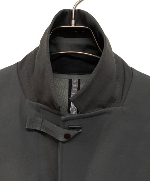 ARC'TERYX VEILANCE（アークテリクスヴェイランス）ARC'TERYX VEILANCE (アークテリクスヴェイランス) ナイロンコート ブラウン サイズ:XSの古着・服飾アイテム