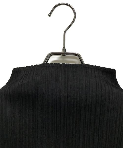 PLEATS PLEASE（プリーツプリーズ）PLEATS PLEASE (プリーツプリーズ) 半袖ハイネックプリーツカットソー ブラック サイズ:SIZE 3の古着・服飾アイテム