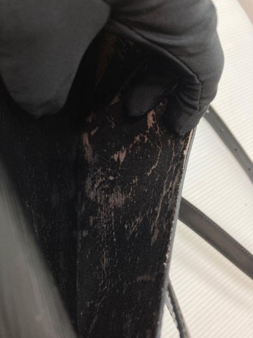 LOUIS VUITTON（ルイ ヴィトン）LOUIS VUITTON (ルイ ヴィトン) ショルダーバッグ ブラックの古着・服飾アイテム