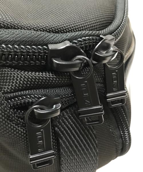 TUMI（トゥミ）TUMI (トゥミ) ALPHA Bravo Kelley Sling ワンショルダーバッグ ブラックの古着・服飾アイテム