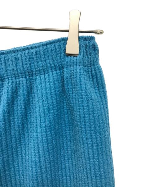me ISSEY MIYAKE（ミーイッセイ ミヤケ）me ISSEY MIYAKE (ミーイッセイ ミヤケ) プリーツワイドパンツ ブルー サイズ:Freeの古着・服飾アイテム