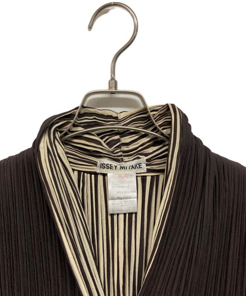 ISSEY MIYAKE（イッセイミヤケ）ISSEY MIYAKE (イッセイミヤケ) リバーシブルプリーツコート ブラック サイズ:Mの古着・服飾アイテム