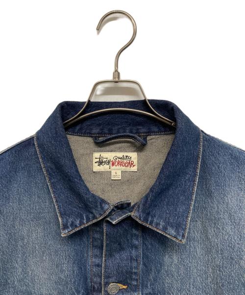 stussy（ステューシー）stussy (ステューシー) 25SS  VINTAGE WASH DENIM TRUCKER JACKET（ヴィンテージ・ウォッシュ・デニム・トラッカー・ジャケット） インディゴ サイズ:Lの古着・服飾アイテム