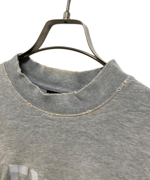 BALENCIAGA（バレンシアガ）BALENCIAGA (バレンシアガ) ダメージ加工オーバーサイズテープロゴTシャツ グレー サイズ:XXSの古着・服飾アイテム