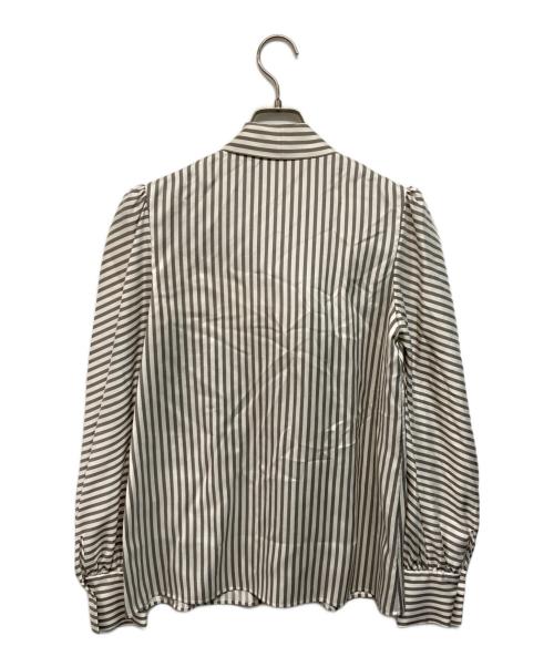 FOXEY（フォクシー）FOXEY (フォクシー) シルクボウタイストライプブラウス グレー サイズ:Mの古着・服飾アイテム