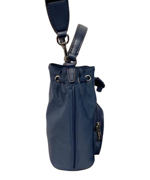 MICHAEL KORS（マイケル・コース）MICHAEL KORS (マイケル・コース) Khai Small Nylon Bucket Bag ネイビーの古着・服飾アイテム