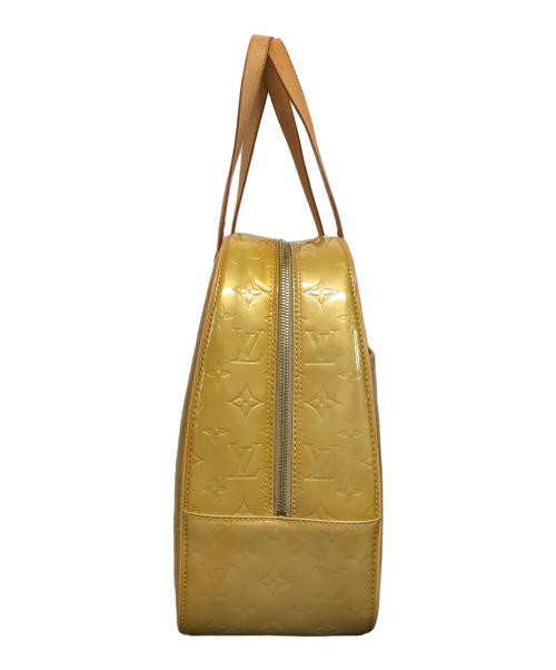 LOUIS VUITTON（ルイ ヴィトン）LOUIS VUITTON (ルイ ヴィトン) モノグラムヴェルニ サットン　ボストンバッグ ルージュの古着・服飾アイテム