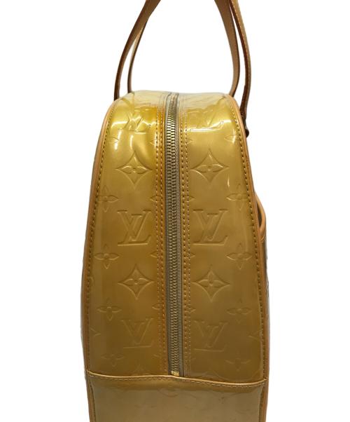 LOUIS VUITTON（ルイ ヴィトン）LOUIS VUITTON (ルイ ヴィトン) モノグラムヴェルニ サットン　ボストンバッグ ルージュの古着・服飾アイテム