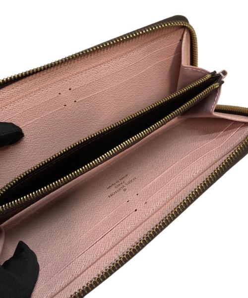 LOUIS VUITTON（ルイ ヴィトン）LOUIS VUITTON (ルイ ヴィトン) ポルトフォイユ・クレマンス モノグラム ラウンドジップ ウォレット フューシャの古着・服飾アイテム