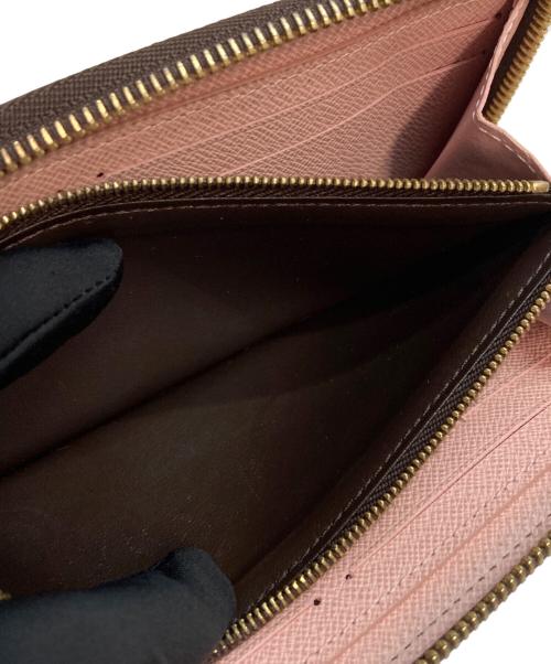 LOUIS VUITTON（ルイ ヴィトン）LOUIS VUITTON (ルイ ヴィトン) ポルトフォイユ・クレマンス モノグラム ラウンドジップ ウォレット フューシャの古着・服飾アイテム