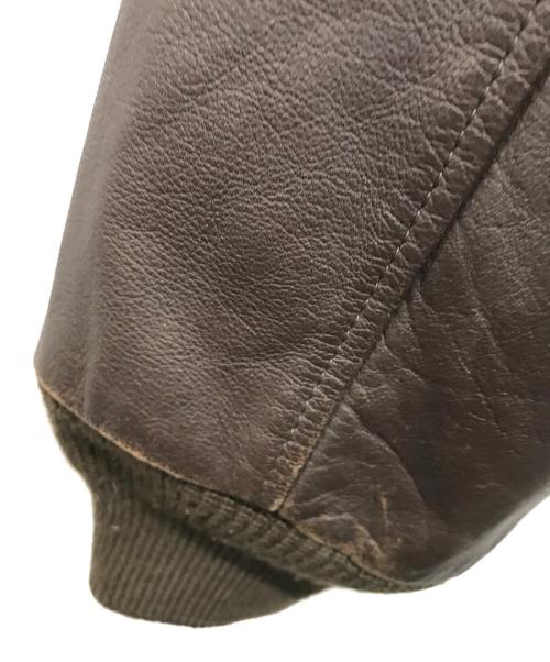 AVIREX（アヴィレックス）AVIREX (アヴィレックス) A-2 フライトジャケット ブラウン サイズ:SIZE Lの古着・服飾アイテム