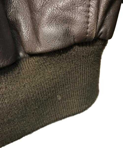 AVIREX（アヴィレックス）AVIREX (アヴィレックス) A-2 フライトジャケット ブラウン サイズ:SIZE Lの古着・服飾アイテム