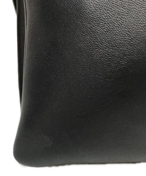 CELINE（セリーヌ）CELINE (セリーヌ) ラージトリオ ショルダーバッグ ブラックの古着・服飾アイテム