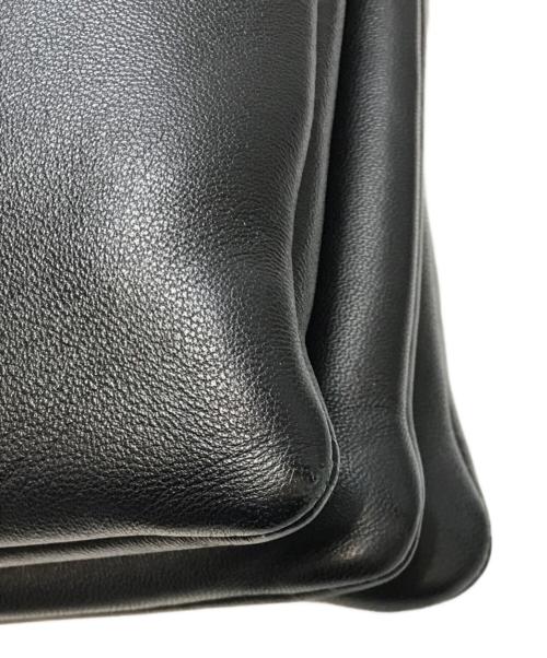 CELINE（セリーヌ）CELINE (セリーヌ) ラージトリオ ショルダーバッグ ブラックの古着・服飾アイテム