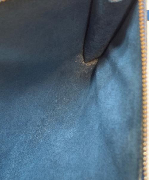 LOUIS VUITTON（ルイ ヴィトン）LOUIS VUITTON (ルイ ヴィトン) エピ ポシェットアクセソワール ブルーの古着・服飾アイテム