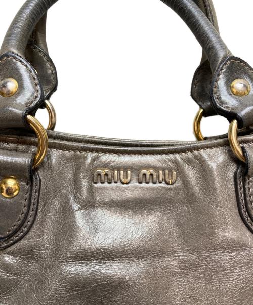 MIU MIU（ミュウミュウ）MIU MIU (ミュウミュウ) VITELLO LUX 2WAY リボンハンドバッグ グレーの古着・服飾アイテム