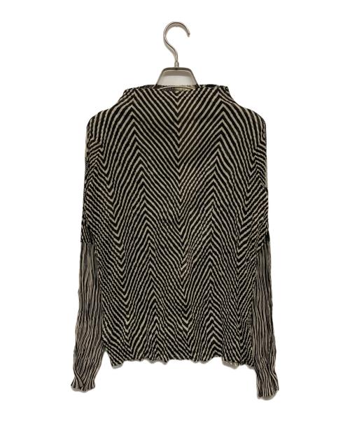 ISSEY MIYAKE（イッセイミヤケ）ISSEY MIYAKE (イッセイミヤケ) 総柄捻じれプリーツ加工 ハイネックカットソー ブラック×ホワイト サイズ:2の古着・服飾アイテム