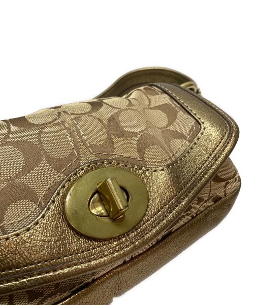 COACH（コーチ）COACH (コーチ) シグネチャーハンドバッグ ベージュ×ゴールドの古着・服飾アイテム