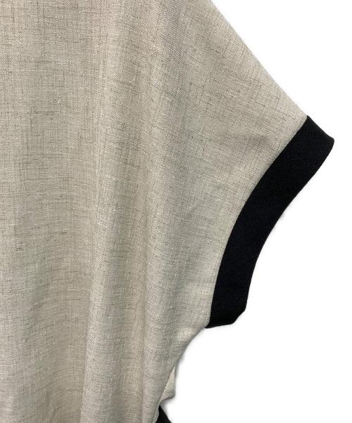 UNTITLED（アンタイトル）UNTITLED (アンタイトル) 配色ラインワンピース グレー サイズ:S 未使用品の古着・服飾アイテム