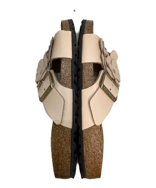 BIRKENSTOCK（ビルケンシュトック）BIRKENSTOCK (ビルケンシュトック) SIENA フラワーサンダル ピンクベージュ サイズ:24cmの古着・服飾アイテム